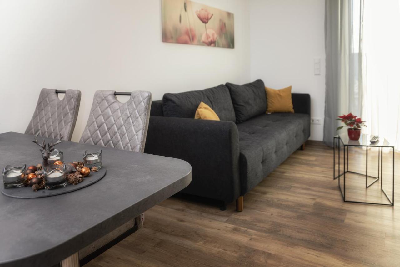 נויאלברוייט Ferienwohnung Bergaecker מראה חיצוני תמונה